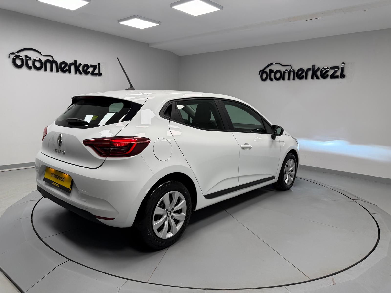 RENAULT CLIO 10